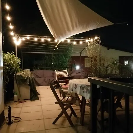 Δωμάτια σε οικογενειακή κατοικία San Cataldo Primo Piano Μόντενα